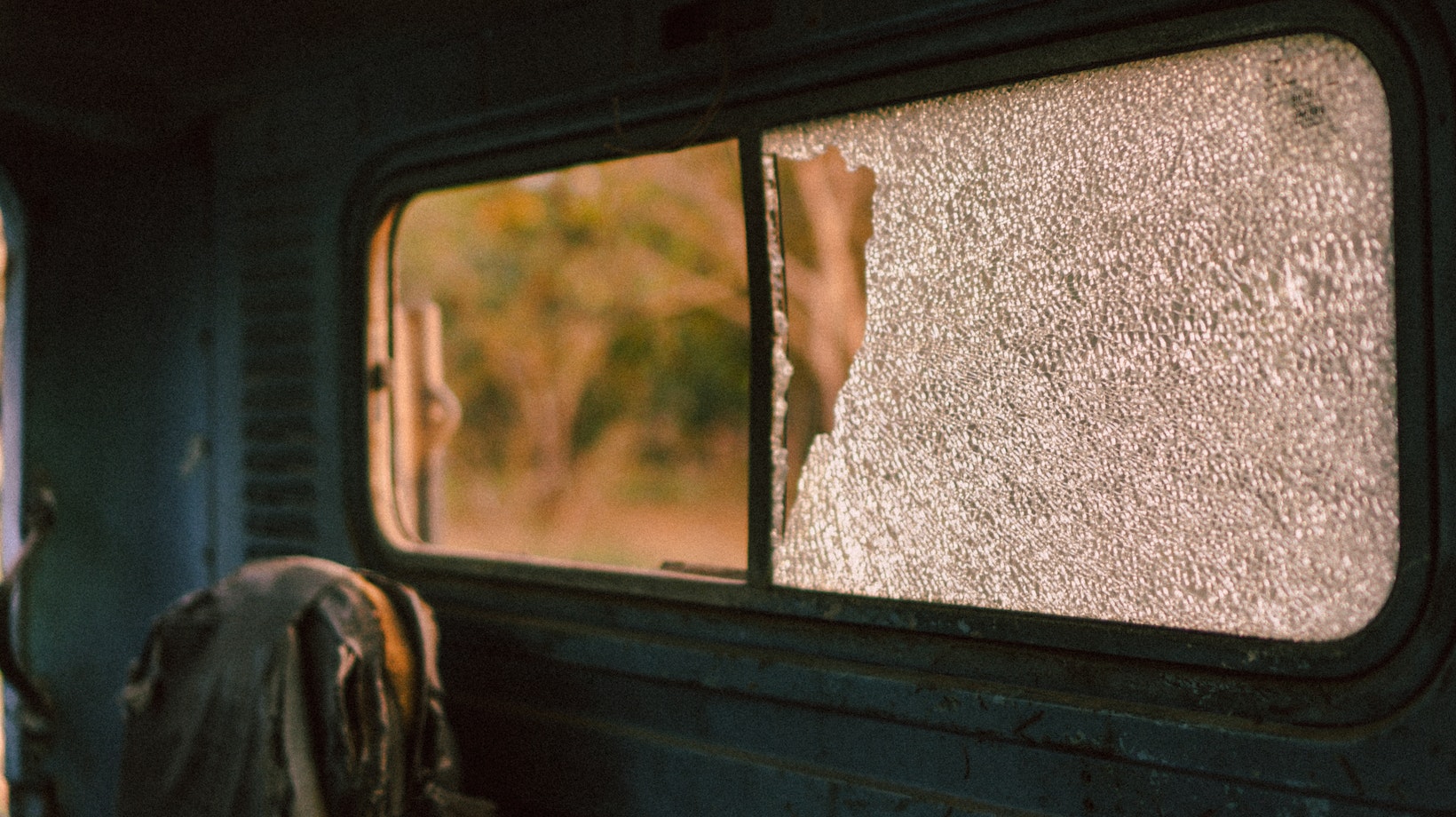 broken car window repair cost