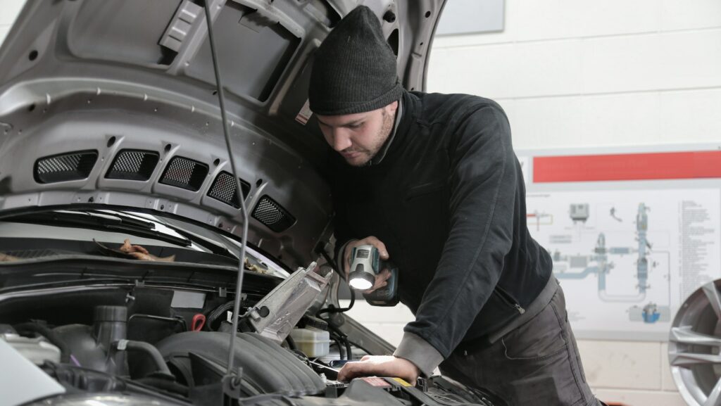 car repair bay rental