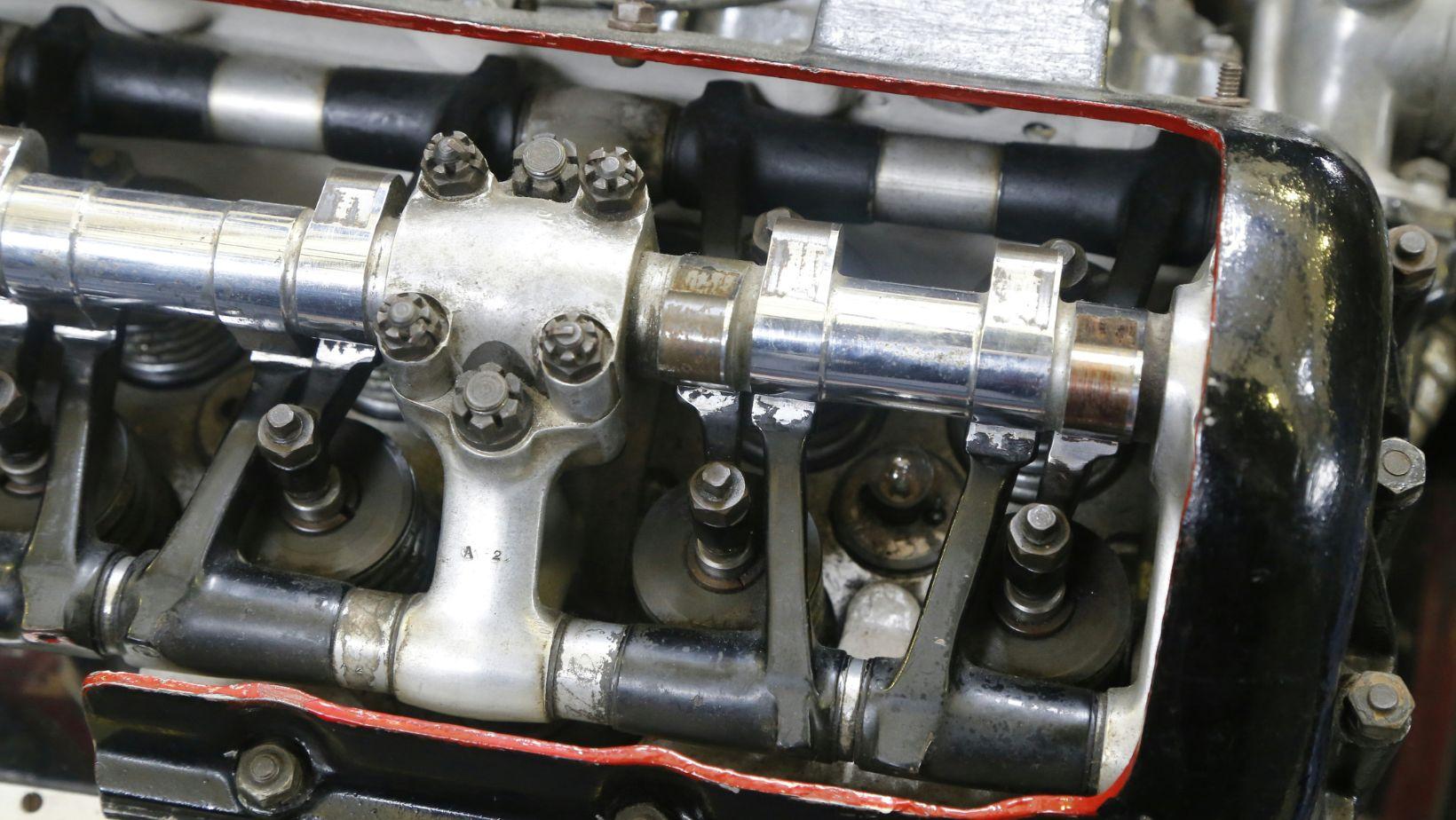 camshaft basics, camshaft problems, camshaft replacement, engine camshaft, common camshaft issues, camshaft repair tips, camshaft function, automotive camshaft, camshaft symptoms, camshaft maintenance